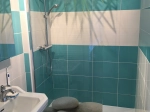 Plinthe en résine pour receveur de douche, Fabrication sur mesure Longueur de 60 à 210 cm, Hauteur de 5 à 20 cm - Livraison offerte